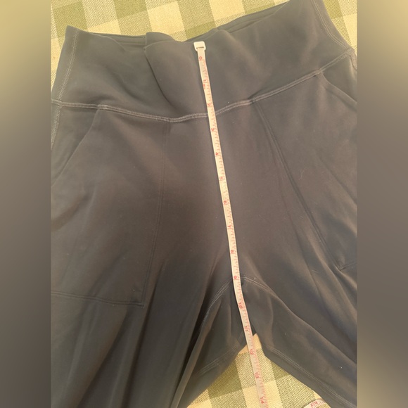 lululemon athletica Onyx Grey Align High-Rise Jogger - Picture 16 of 16